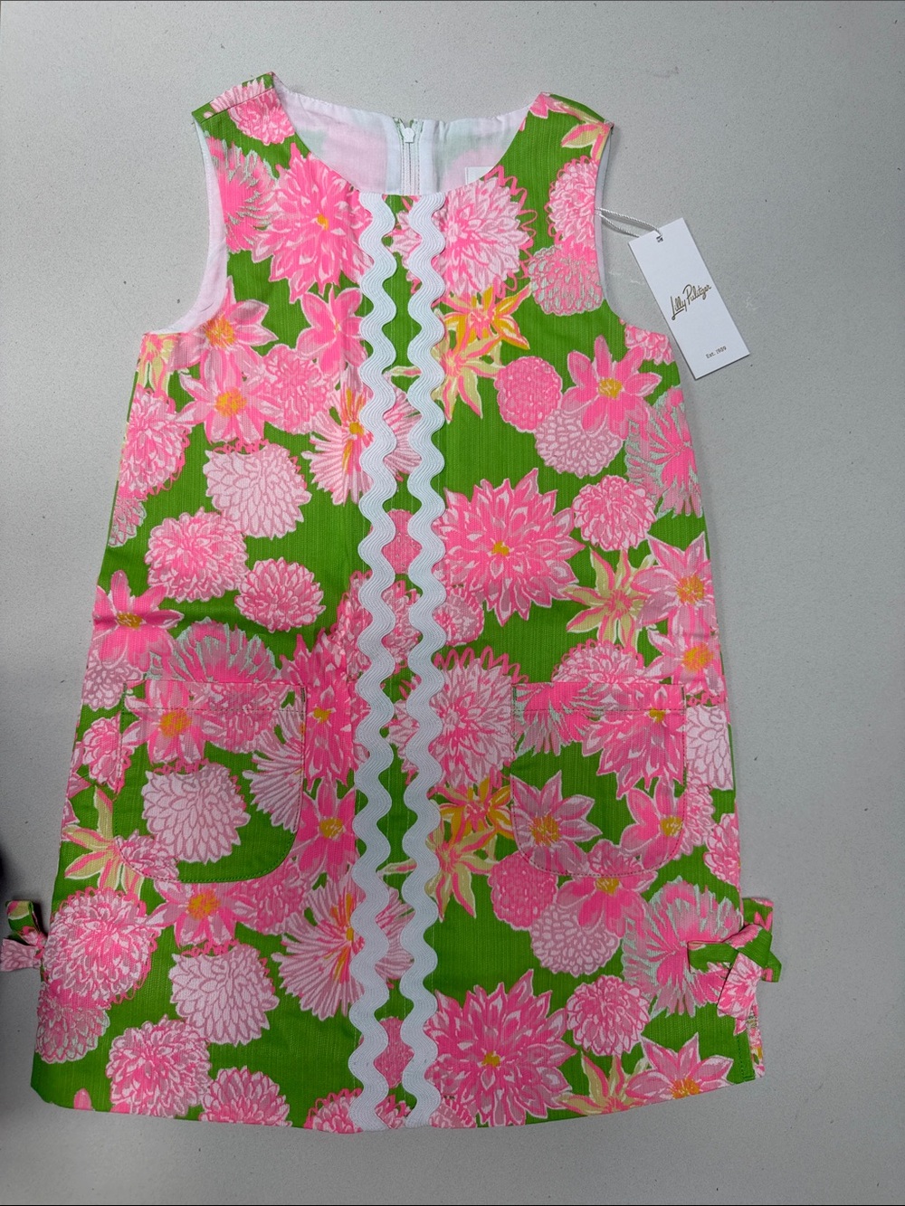 Lilly Pulitzer Green Shift Dress with Pink Floral Print nwt